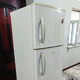 LG
