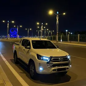 Toyota Hilux 2022