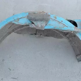 Крыла задний