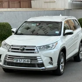 Toyota Highlander 2018