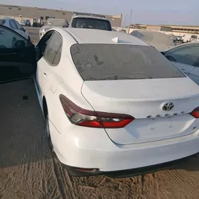 Toyota Camry 2022