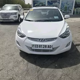 Hyundai Elantra 2012
