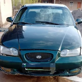 Hyundai Sonata 1996