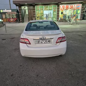 Toyota Camry 2010