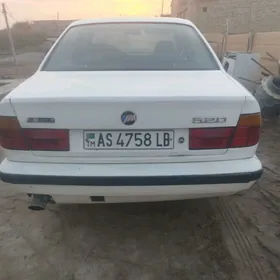 BMW 520 1990