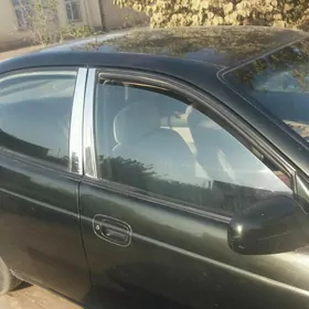 Daewoo Leganza 1998