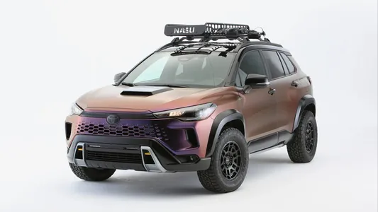 Toyota показала Corolla Cross, доработанный для активного отдыха на природе
