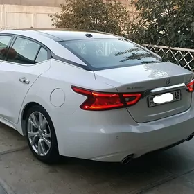 Nissan Maxima 2018