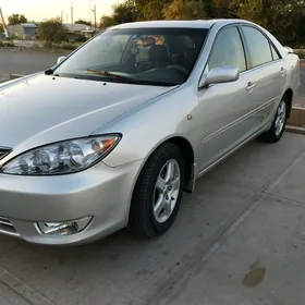 Toyota Camry 2005