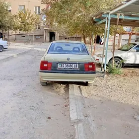 Opel Vectra 1989