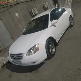 Nissan Altima 2002
