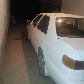Toyota Corona 1999