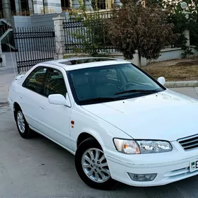 Toyota Camry 2000