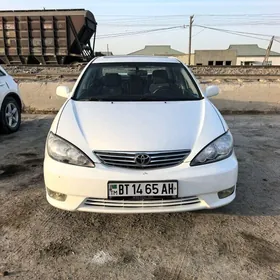 Toyota Camry 2005