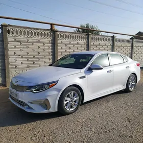 Kia Optima 2020