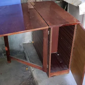 стол советской эпохи