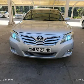 Toyota Camry 2011