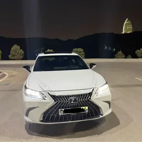 Lexus ES 350 2019