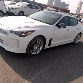 Kia Stinger 2023