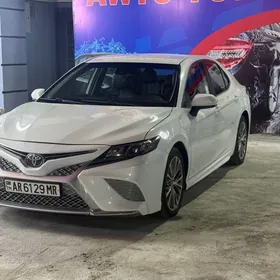 Toyota Camry 2020