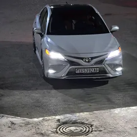 Toyota Camry 2020