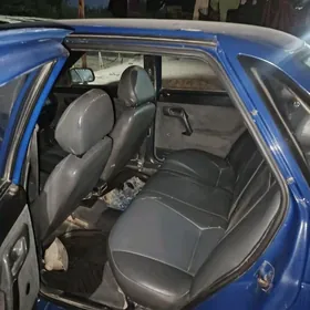 Lada 2110 2001