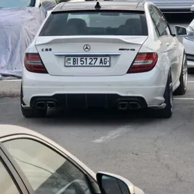 Mercedes-Benz C300 2009