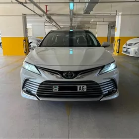 Toyota Camry 2022