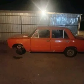 lada 2104