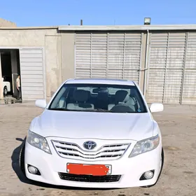 Toyota Camry 2011