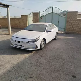 Hyundai Elantra 2021