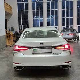 Lexus ES 350 2022