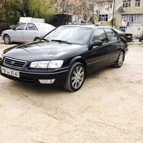 Toyota Camry 2001