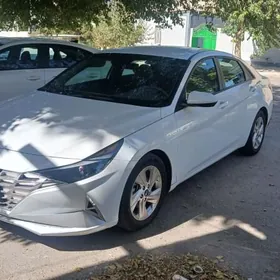 Hyundai Elantra 2021