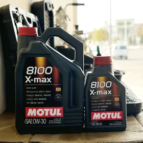 MOTUL 8100 X-max 0W30