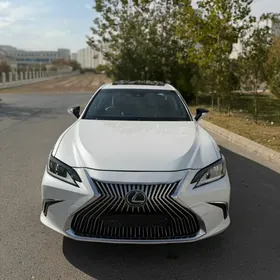 Lexus ES 350 2020