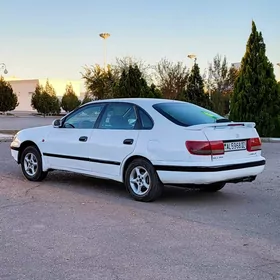 Toyota Carina 1995
