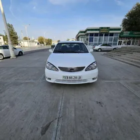 Toyota Camry 2004