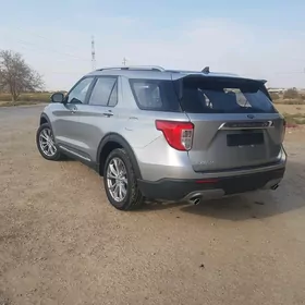 Ford Explorer 2022