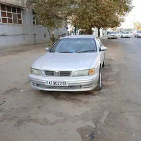 Nissan Maxima 1995