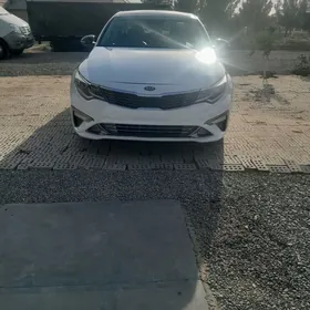 Kia Optima 2020