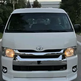 Toyota Hiace 2006