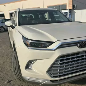 Toyota Grand Highlander 2024