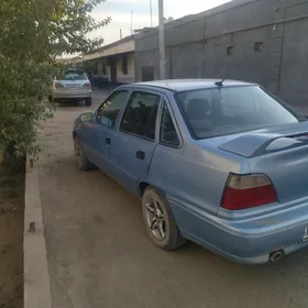Daewoo Nexia 1995