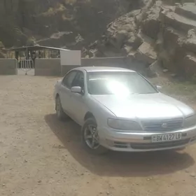 Nissan Cefiro 1995