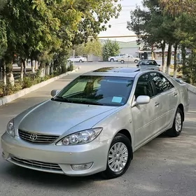Toyota Camry 2004