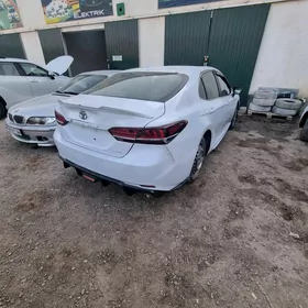 Toyota Camry 2022