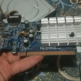Gigabyte модель GV-NX72G512E1.