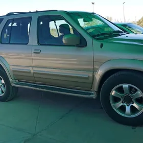 Infiniti QX4 1999