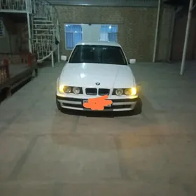 BMW 525 1990